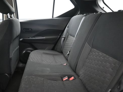Used 2022 Nissan Kicks S FWD image 22