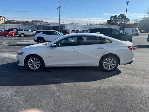 Used 2024 Chevrolet Malibu LT image 4