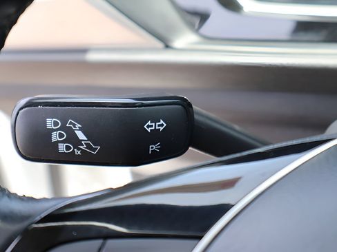 Used 2019 Volkswagen Jetta SE FWD image 30