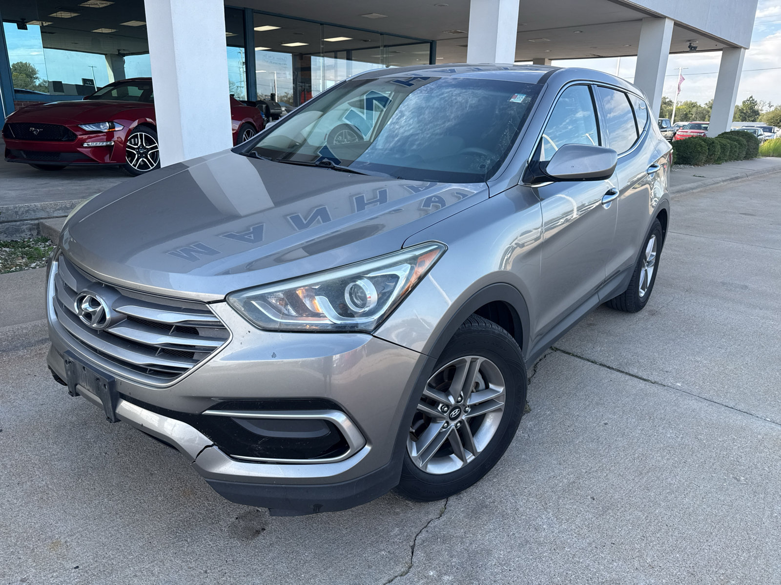 Used 2017 Hyundai Santa Fe Sport AWD/4WD image 2