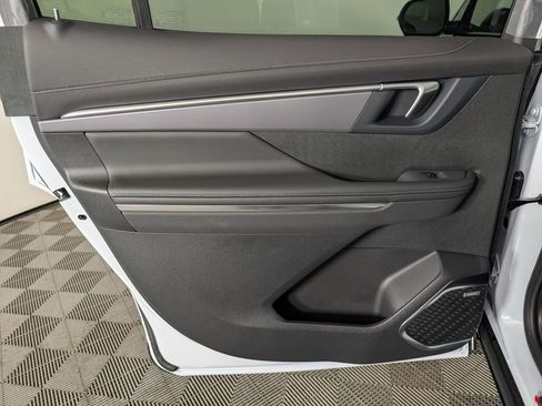 New 2026 Buick Enclave Sport Touring w/ Super Cruise Package image 32