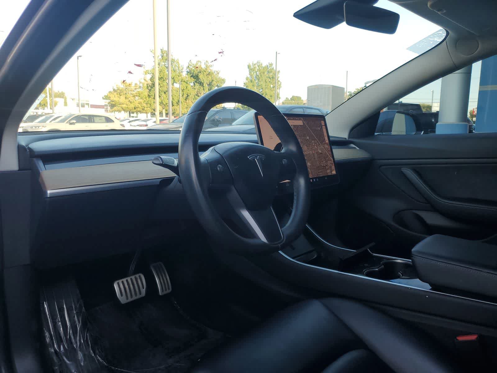 Used 2018 Tesla Model 3 Performance AWD/4WD image 2