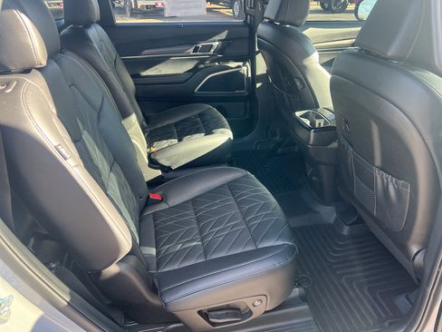 Used 2024 Kia Telluride EX X-Line image 10