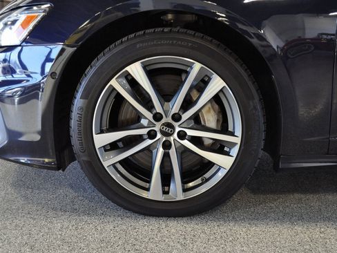 Used 2022 Audi A6 Premium Plus image 11