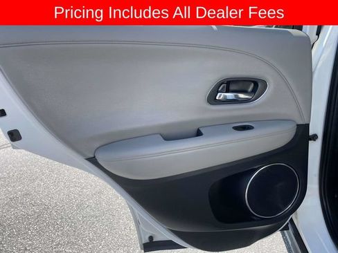 Used 2018 Honda HR-V EX-L image 16