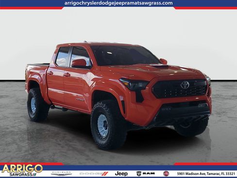 Used 2024 Toyota Tacoma TRD Sport RWD image 1