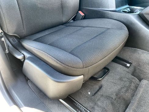 New 2026 GMC Canyon Elevation w/ LPO, Black Badging Package image 39