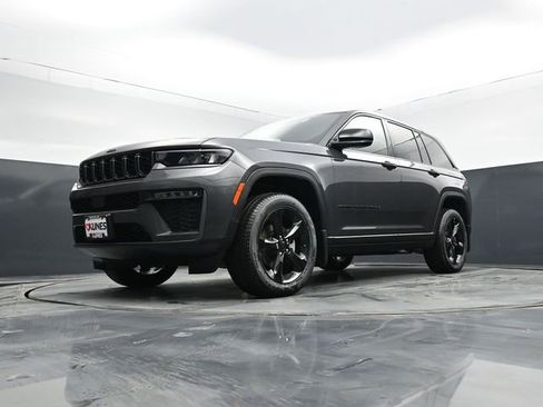 New 2026 Jeep Grand Cherokee Limited AWD/4WD image 55