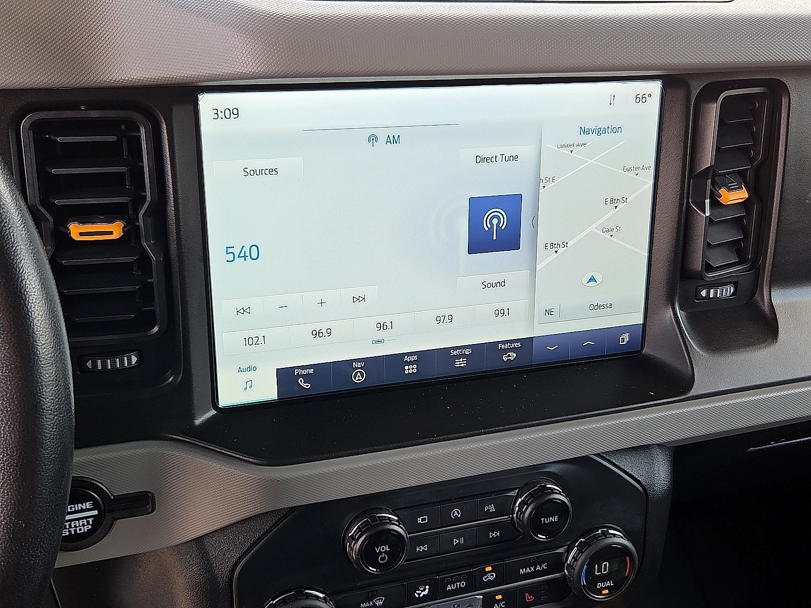 Certified 2023 Ford Bronco Badlands w/ Sasquatch Package AWD/4WD image 19