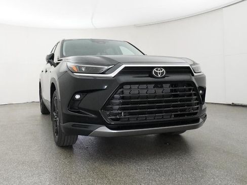 New 2026 Toyota Grand Highlander AWD image 30