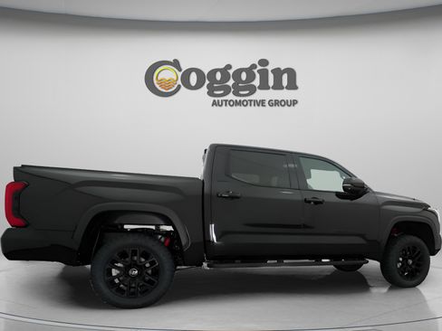 New 2026 Toyota Tundra Limited AWD/4WD image 23