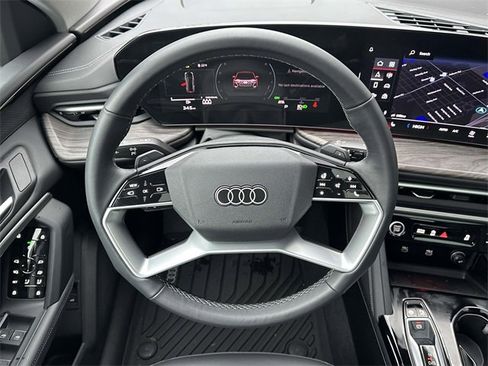 Certified 2025 Audi Q5 Premium w/ Convenience Package image 16
