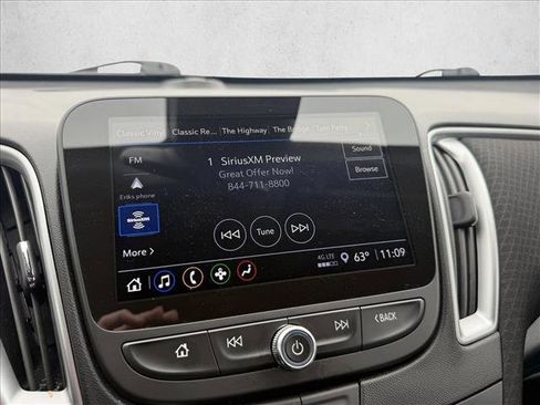 Used 2024 Chevrolet Malibu LT image 19