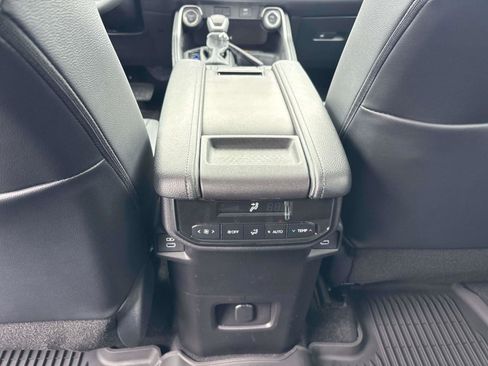 New 2026 Toyota Grand Highlander XLE image 8