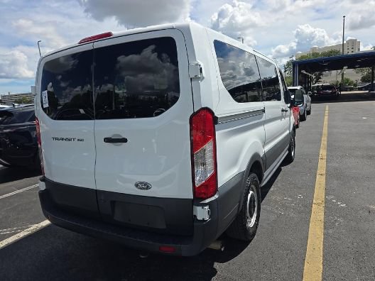 Used 2020 Ford Transit 150 XL RWD image 4