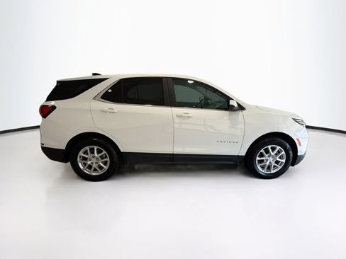 Certified 2024 Chevrolet Equinox LT AWD/4WD image 8