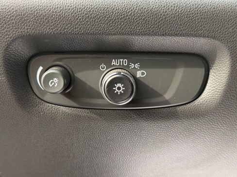 Used 2023 Chevrolet Traverse LT w/ Midnight/Sport Edition AWD/4WD image 22