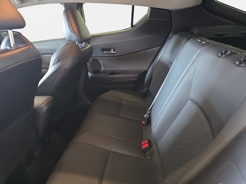 Used 2021 Toyota C-HR Limited FWD image 13