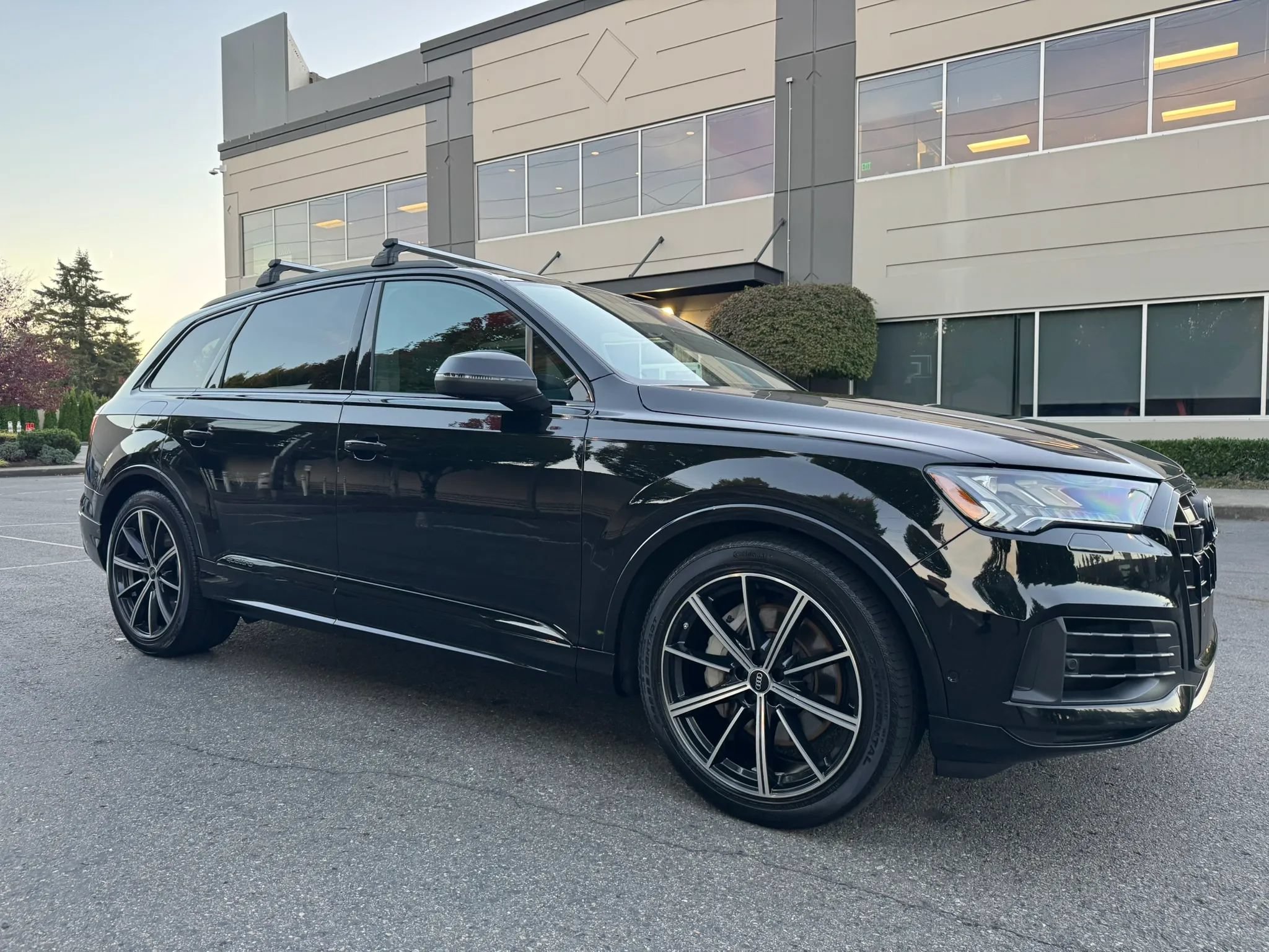 Used 2023 Audi Q7 3.0T Prestige w/ Prestige Package AWD/4WD image 1
