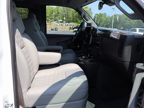 New 2025 Chevrolet Express 2500 Extended w/ Driver Convenience Package image 24
