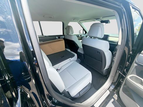 New 2026 Hyundai Santa Fe SEL FWD image 19