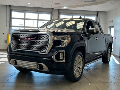 Used 2019 GMC Sierra 1500 Denali w/ Denali Ultimate Package image 3