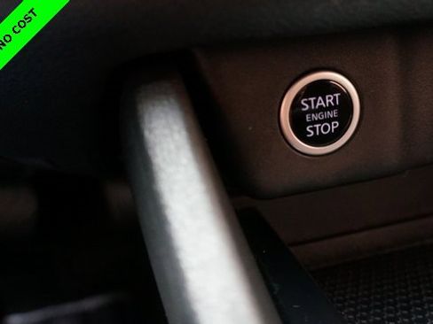 Used 2023 Nissan Rogue S image 24