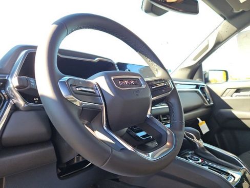 New 2026 GMC Canyon Elevation w/ Convenience Package image 27