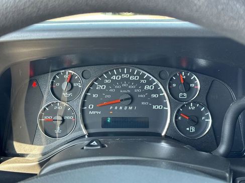 Used 2023 GMC Savana 2500 w/ Driver Convenience Package RWD image 13