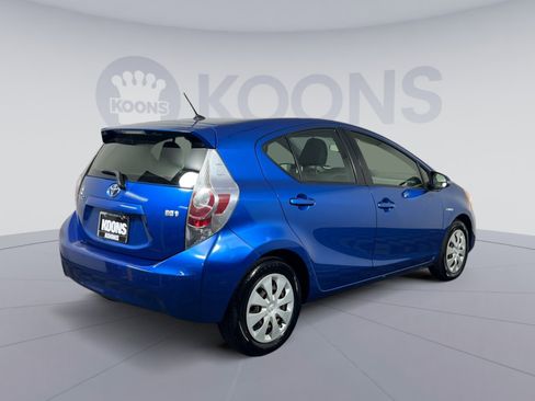 Used 2012 Toyota Prius C Two image 7