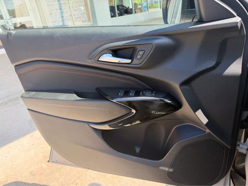 New 2026 Chevrolet Trax RS w/ Driver Confidence Package FWD image 25