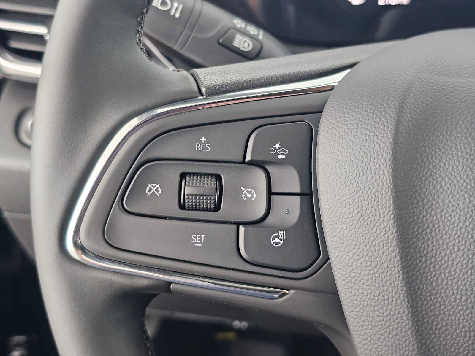 Used 2026 Buick Envista Sport Touring w/ Convenience I Package FWD image 27