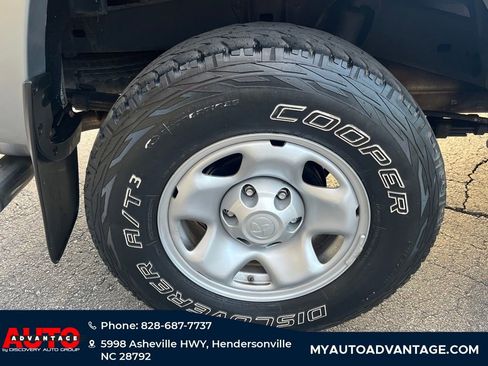 Used 2015 Toyota Tacoma 4x4 Access Cab V6 image 29