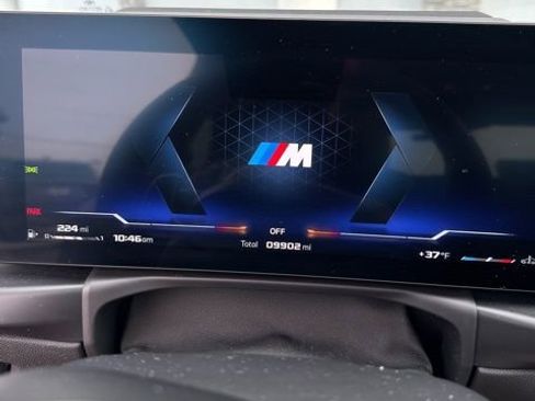 Used 2025 BMW M240i xDrive Coupe w/ Premium Package image 17