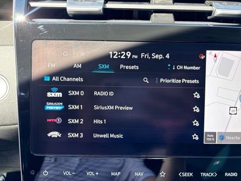 Used 2024 Hyundai Tucson Limited AWD/4WD image 16