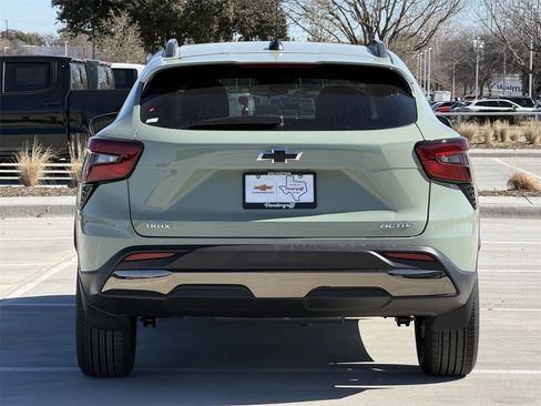 New 2026 Chevrolet Trax ACTIV w/ Sunroof Package image 5