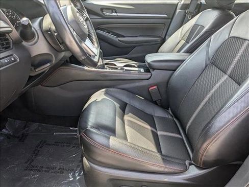 Used 2023 Nissan Altima 2.5 SR image 17