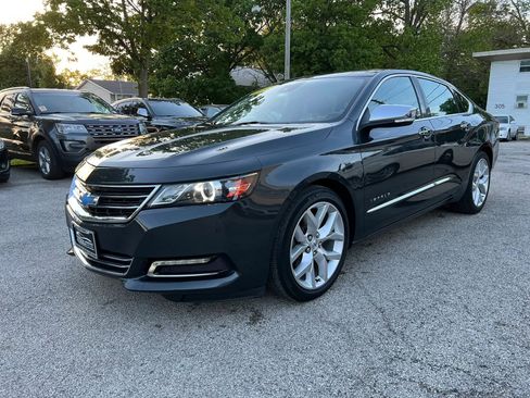 Used 2015 Chevrolet Impala LTZ FWD image 3