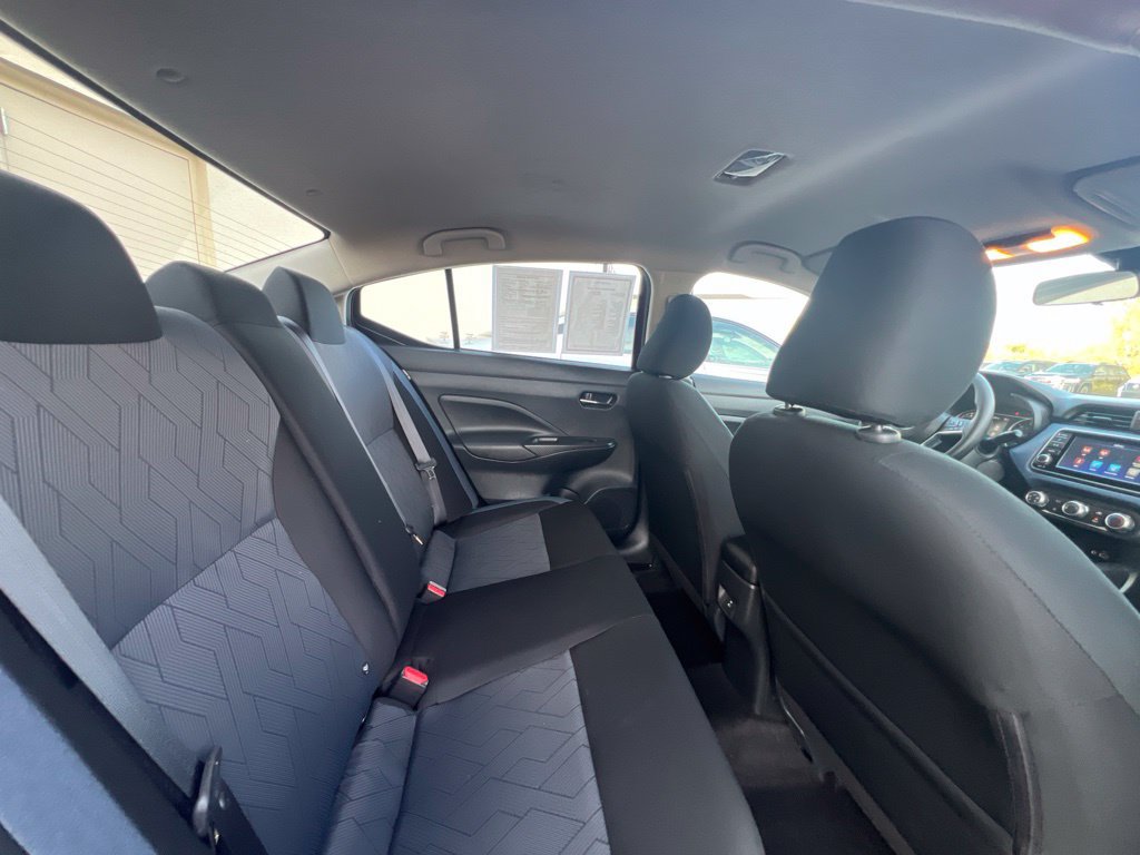 Used 2025 Nissan Versa SV FWD image 9