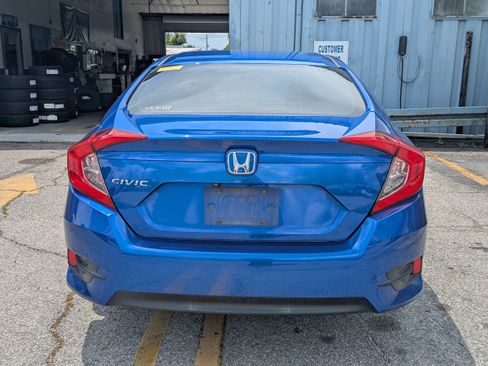 Used 2016 Honda Civic EX image 5