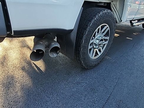 Used 2019 Ford F250 Lariat w/ Lariat Value Package AWD/4WD image 7