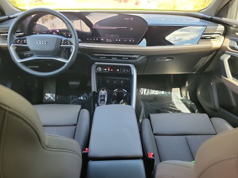 Certified 2025 Audi Q5 Premium Plus w/ Premium Plus image 13