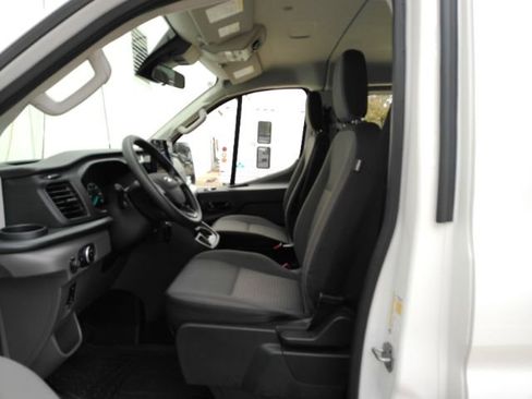 Used 2024 Ford Transit 350 XLT image 12