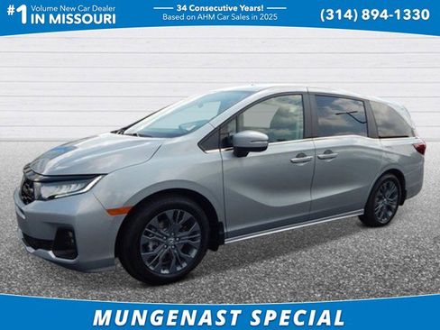New 2026 Honda Odyssey Touring image 1