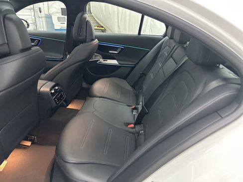 New 2026 Mercedes-Benz E 53 AMG e 4MATIC Sedan image 24