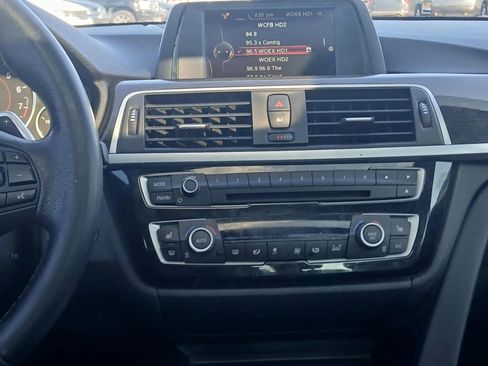 Used 2017 BMW 330i Sedan w/ Driver Assistance Package image 28