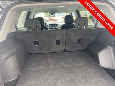 Used 2020 GMC Terrain SLE w/ Driver Convenience Package image 8