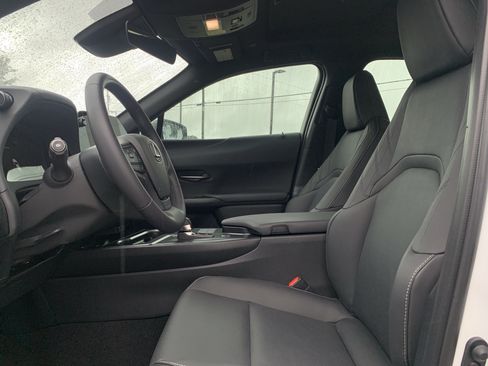 Certified 2026 Lexus UX 300h FWD w/ Accessory Package (2T) image 16