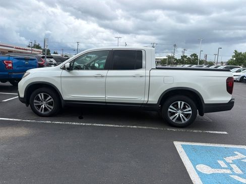 Used 2017 Honda Ridgeline RTS image 11