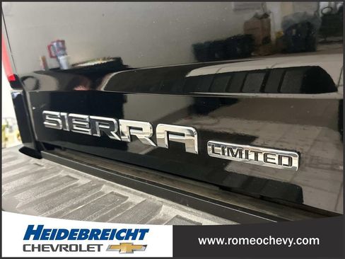 Used 2019 GMC Sierra 1500 SLE w/ SLE Value Package AWD/4WD image 39